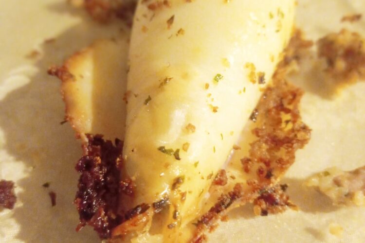 Kallamar i mbushur. Receta gatimi. Dieta mesdhetare.