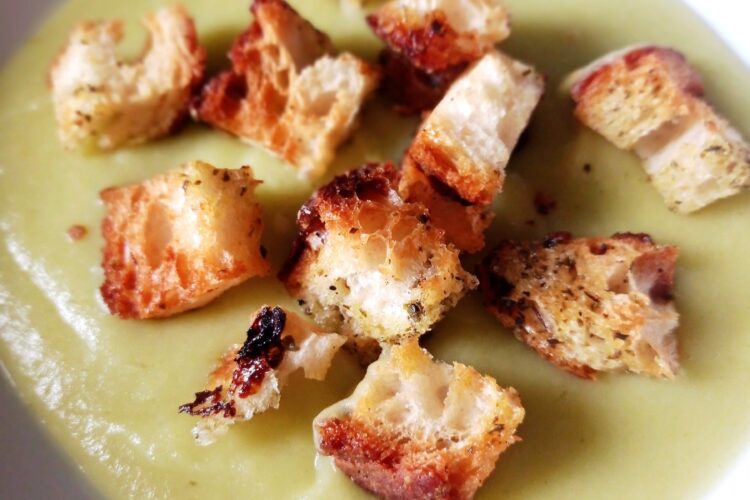 Krem papate me presh. Receta gatimi. Dieta mesdhetare.