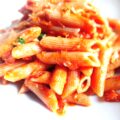 Makarona me ton. Receta gatimi. Dieta mesdhetare.